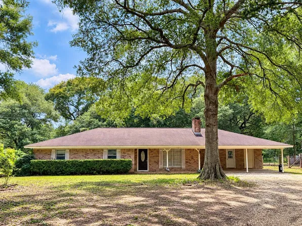 353 County Road 722, Buna, TX 77612