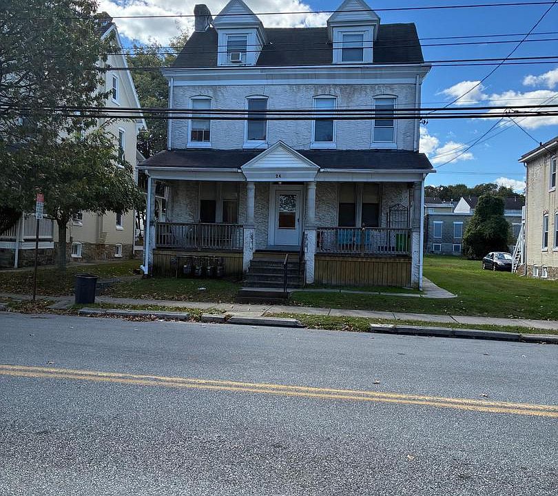 1st image of 24 Philadelphia Ave