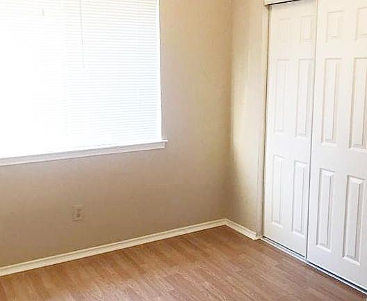 3rd image of 8420 Tallahassee Ln