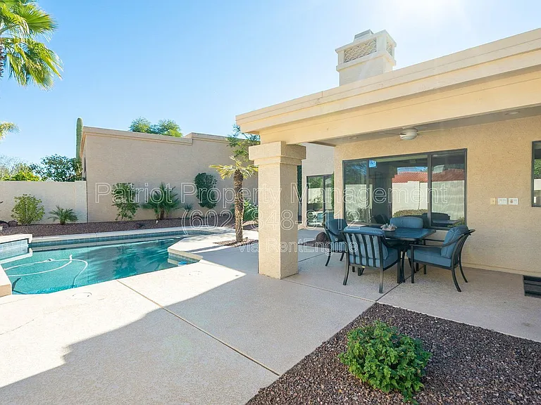 10640 E Vogel Ave — Photo 41