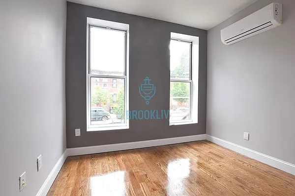 Rented by null | media 5