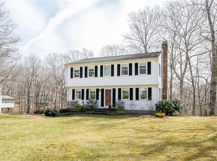 159 Saddle Hill Dr, Guilford, CT 06437