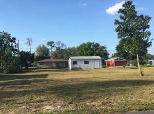 305 Robin Ave, Sebring, FL 33870