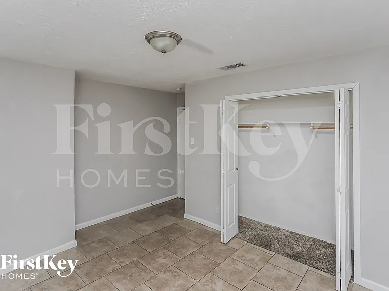 6115 Flagstaff Dr — Photo 12