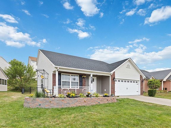 3rd image of 4006 Briar Creek Dr