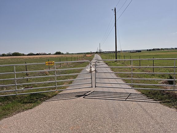 4th image of 820764 S 3445th Rd