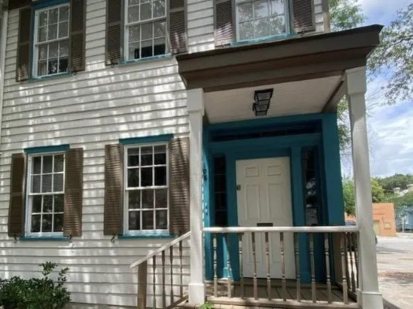 106 W Henry Street, Savannah, GA 31401