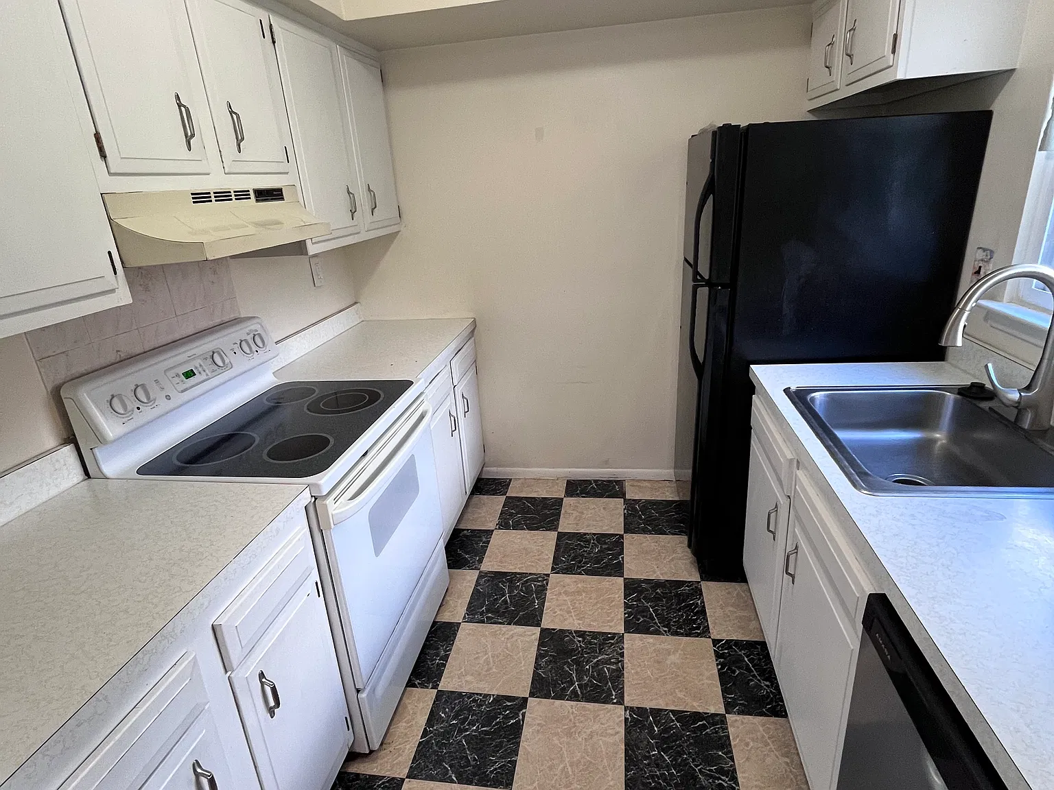 2 bed, 2.5 bath, 1254 sqft, $1,950 — Photo 4