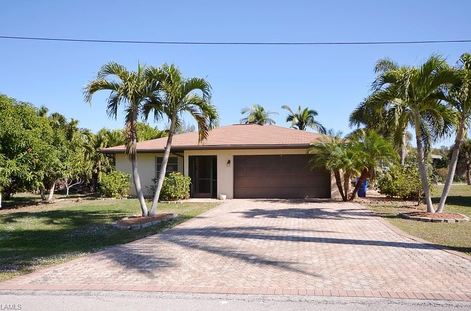 1st image of 2320 Banana St