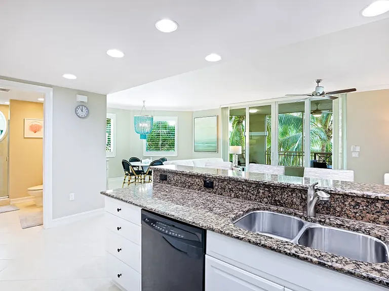 2738 Tiburon Blvd E #301 — Photo 14