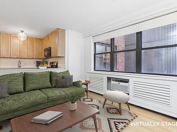 2nd image of 330 3rd Ave APT 3L