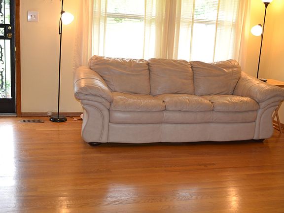 2nd image of 4309 NW Myrtlewood Dr