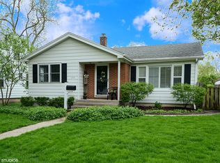 1315 Elm St, St Charles, IL