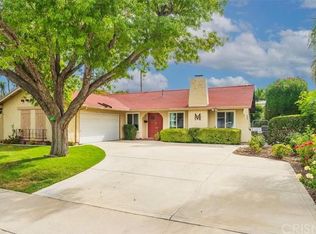 27920 Pinebank Dr, Santa Clarita, CA 91350