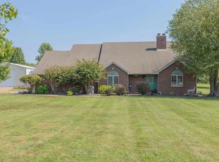 2022 S Center Rd, Boonville, IN 47601