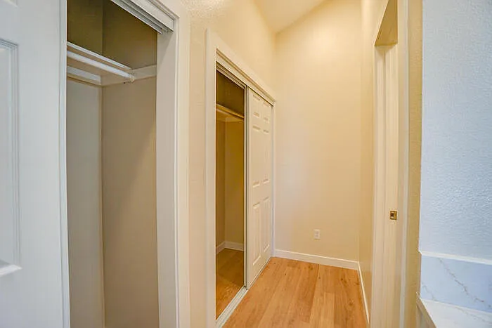 816 SE Olympia Dr — Photo 32