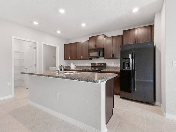 3rd image of 7510 Samuel Ivy Dr
