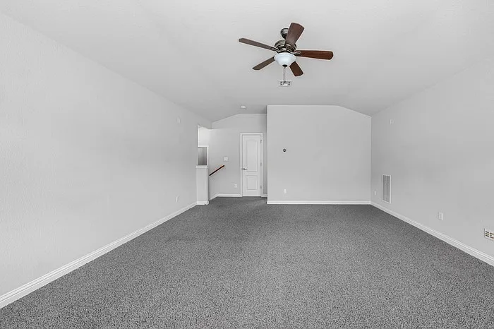 310 Bellagio Dr — Photo 20