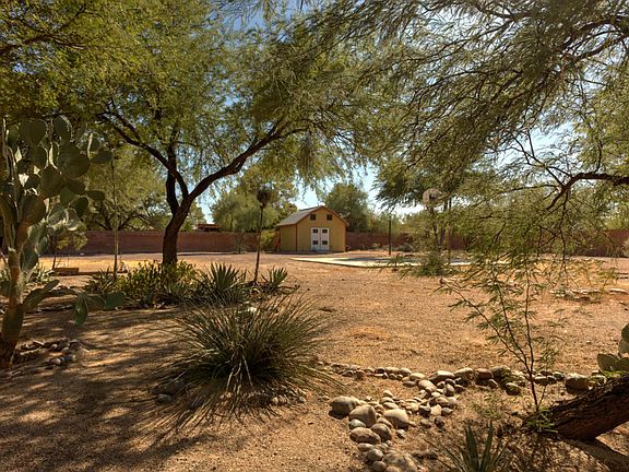 4th image of 3425 N Tucson Blvd