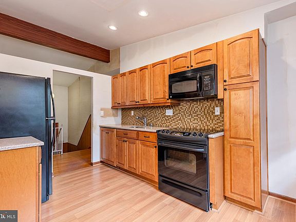 5th image of 3603 Laguna Ct