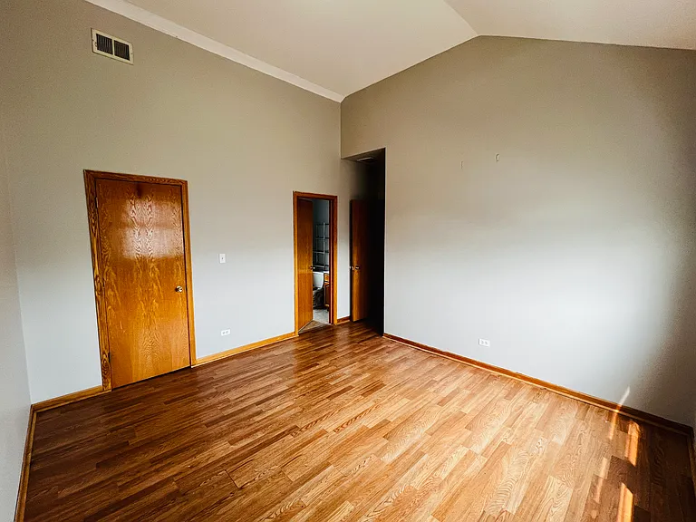 2445 W Polk St #3 — Photo 12