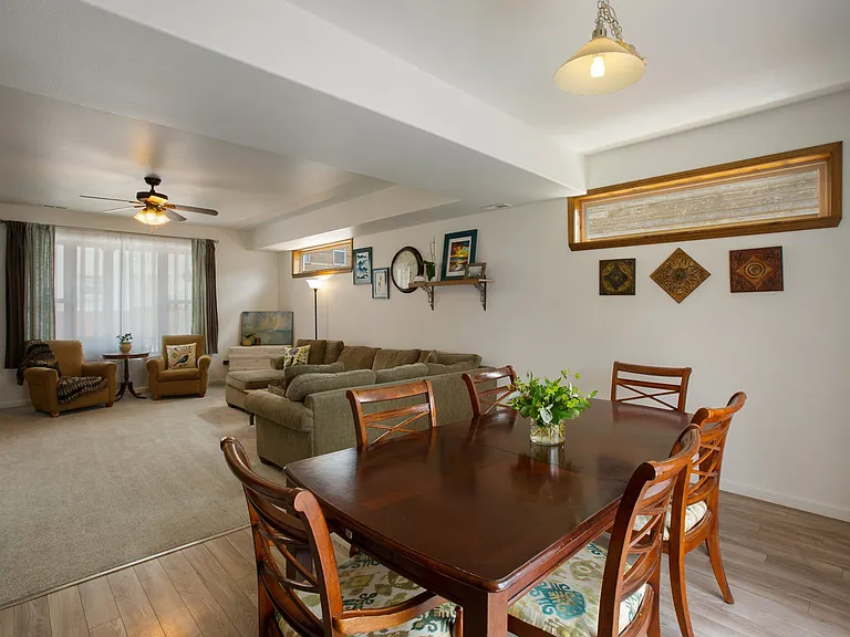 705 Valley View Dr — Photo 17
