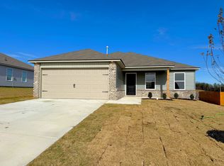 334 Amber Ave, Calera, AL 35040