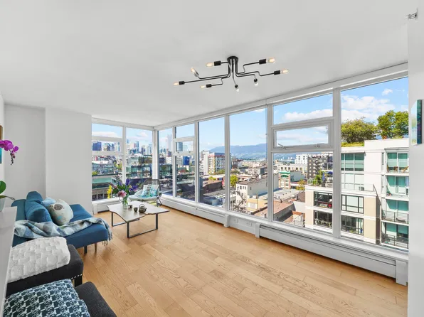 188 Keefer St #1205, Vancouver, BC V6A 0E3