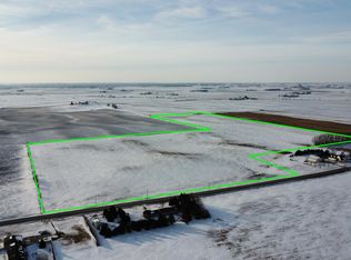 S 14th St, Nevada, IA 50201