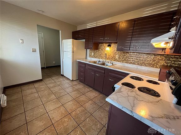 4th image of 726 Mia Ave