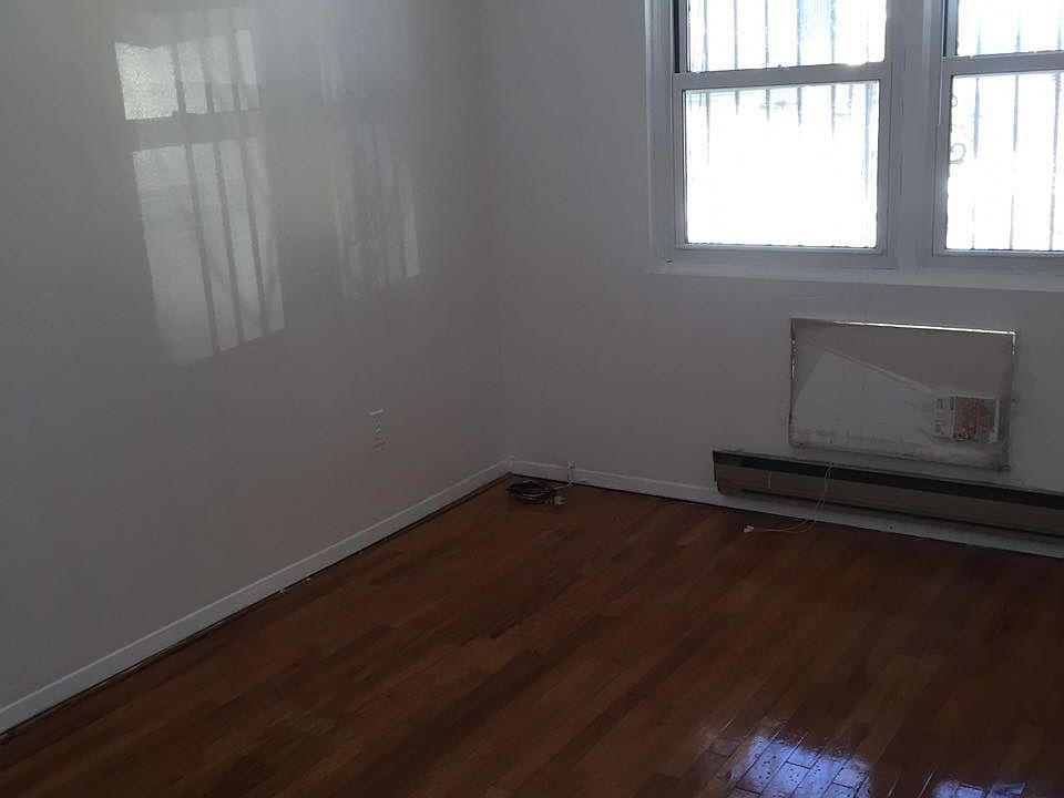 2nd image of 21018 23rd Avenue # Fl 1