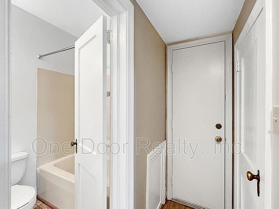 4th image of 710C Wythe Ln