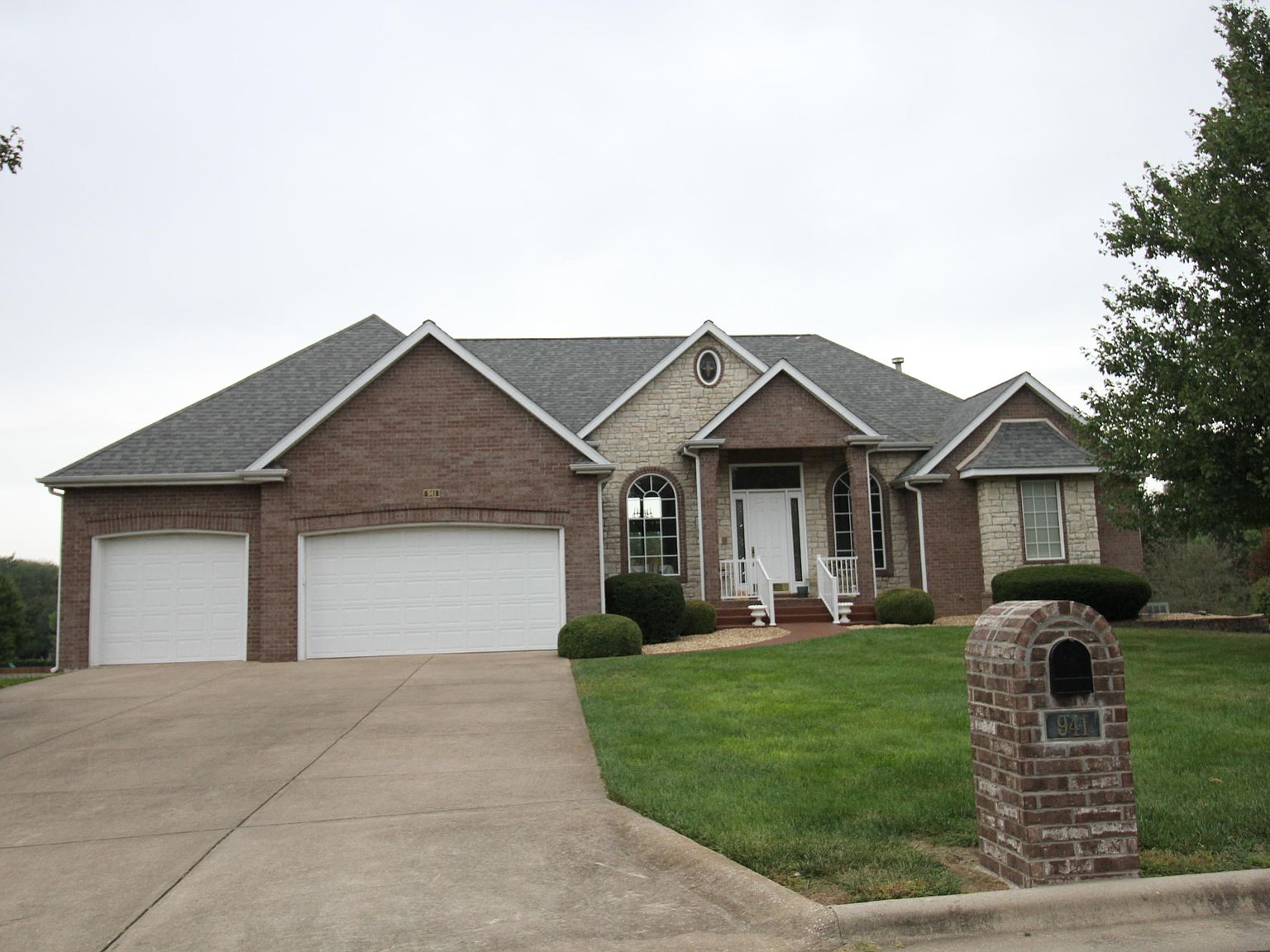 941 E Ironbridge Cir N, Springfield, MO 65810 Zillow