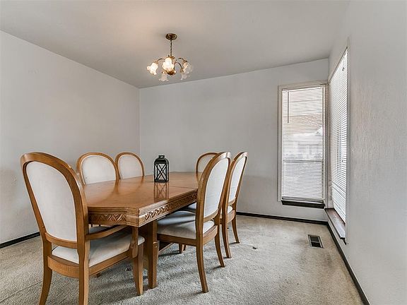 5th image of 10225 Little Pond Dr