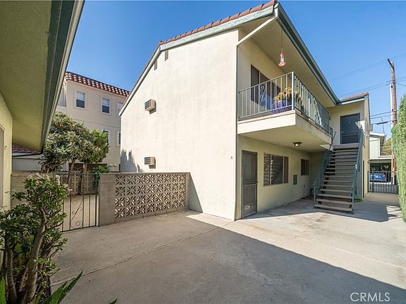 4th image of 723 E Tujunga Ave