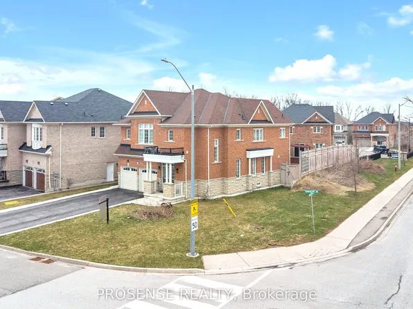 2 Timbercove Rd, Brampton, ON L6Y 0W9