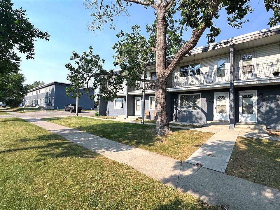 1st image of 2211 E 19th St NE #303