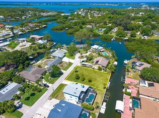 1030 Kant St, Englewood, FL 34224