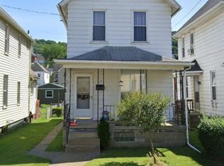 712 4th Ave, Coraopolis, PA 15108