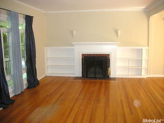 3rd image of 1525 41st St