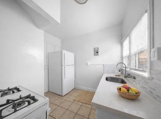 1762 E 3rd St APT 14, Long Beach, CA 90802