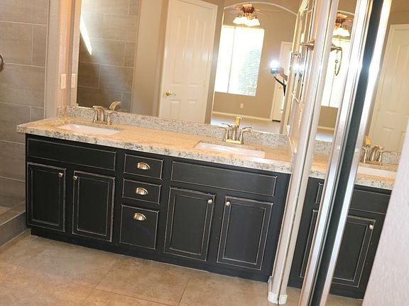 Master Vanity