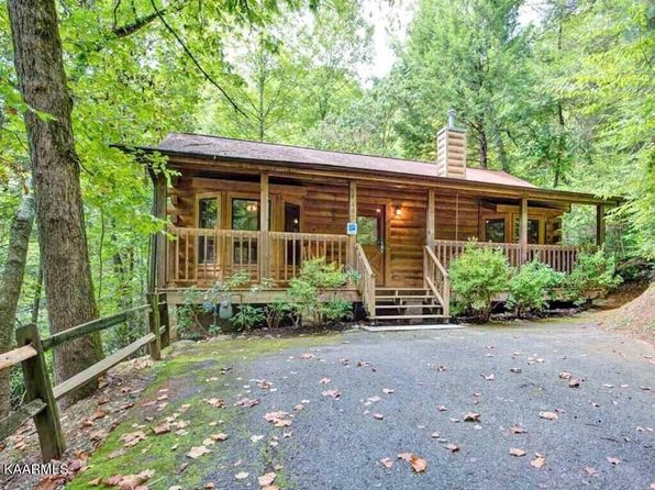 Gatlinburg Tn Single Family Homes For Sale - 132 Homes 