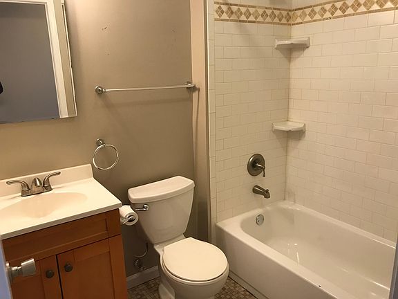 4th image of 7828 Wise Ave