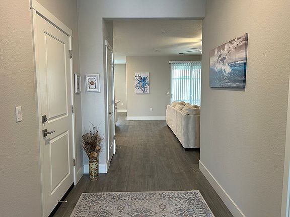3rd image of 4655 Prairie Path