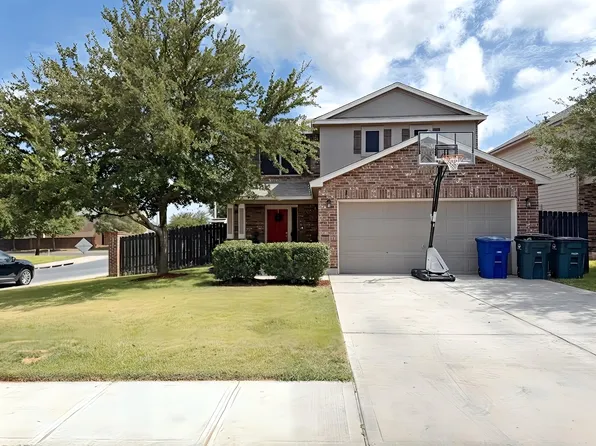 743 Andalucia Dr, Laredo, TX 78045