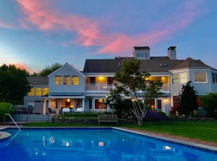 555 Pauls Ln, Bridgehampton, NY 11932