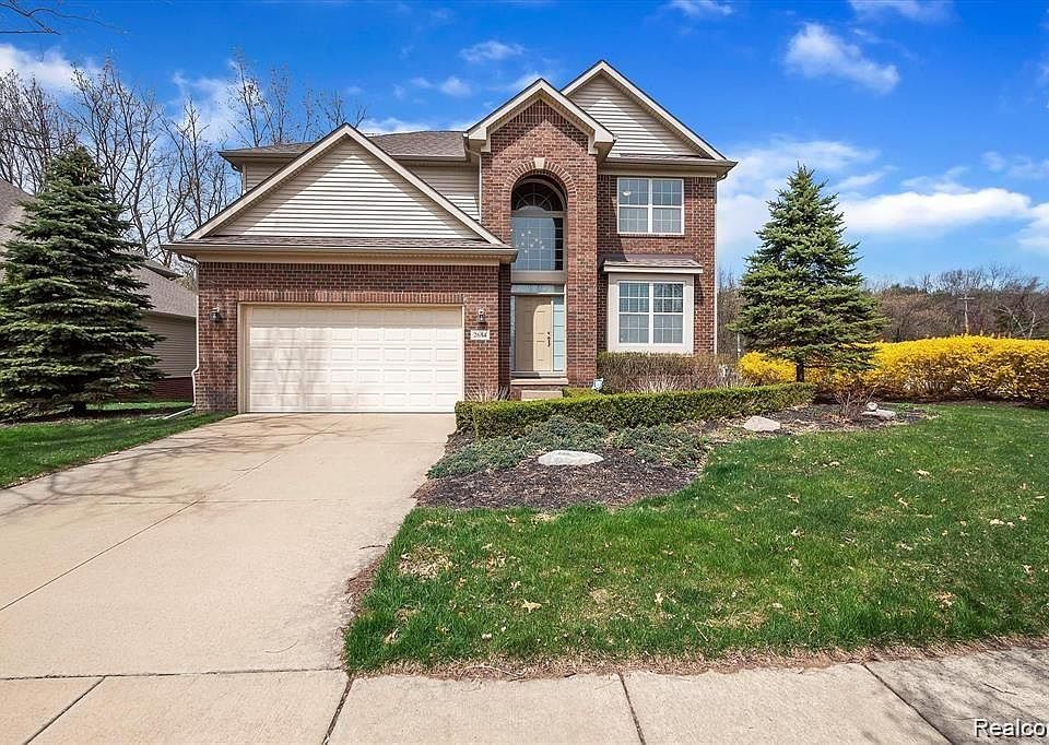 2684 Trillium Hills Dr, Commerce Township, MI 48382 | Zillow