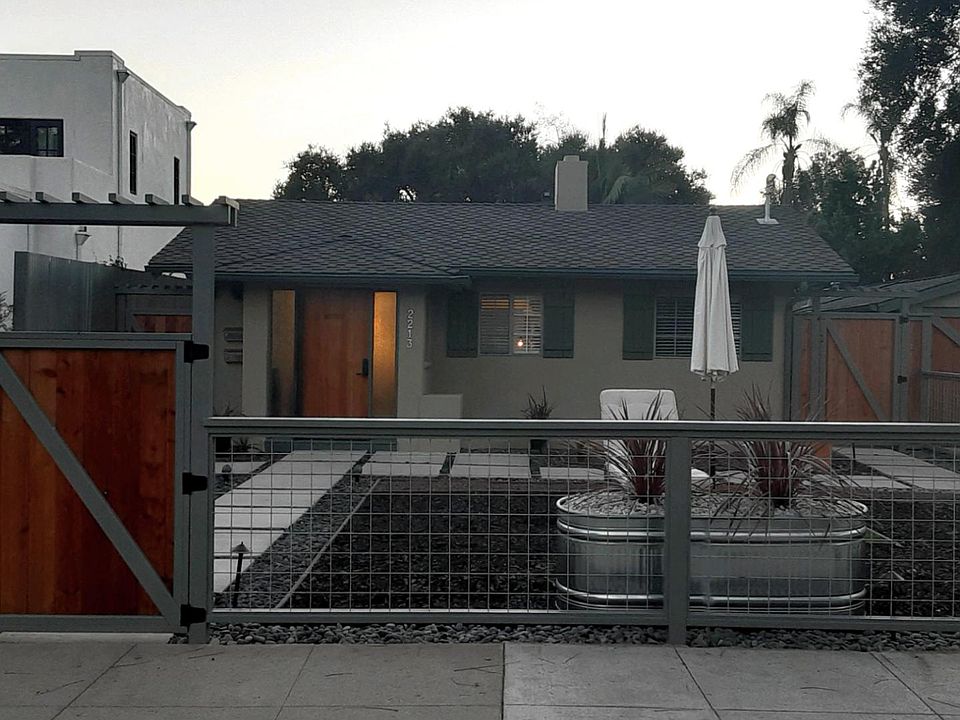 1st image of 2213 Oak Park Ln