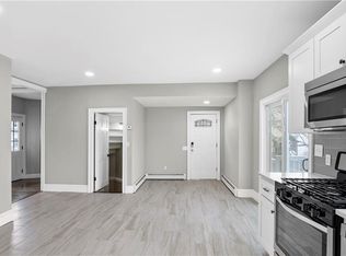 28 Foster St, Pawtucket, RI 02861